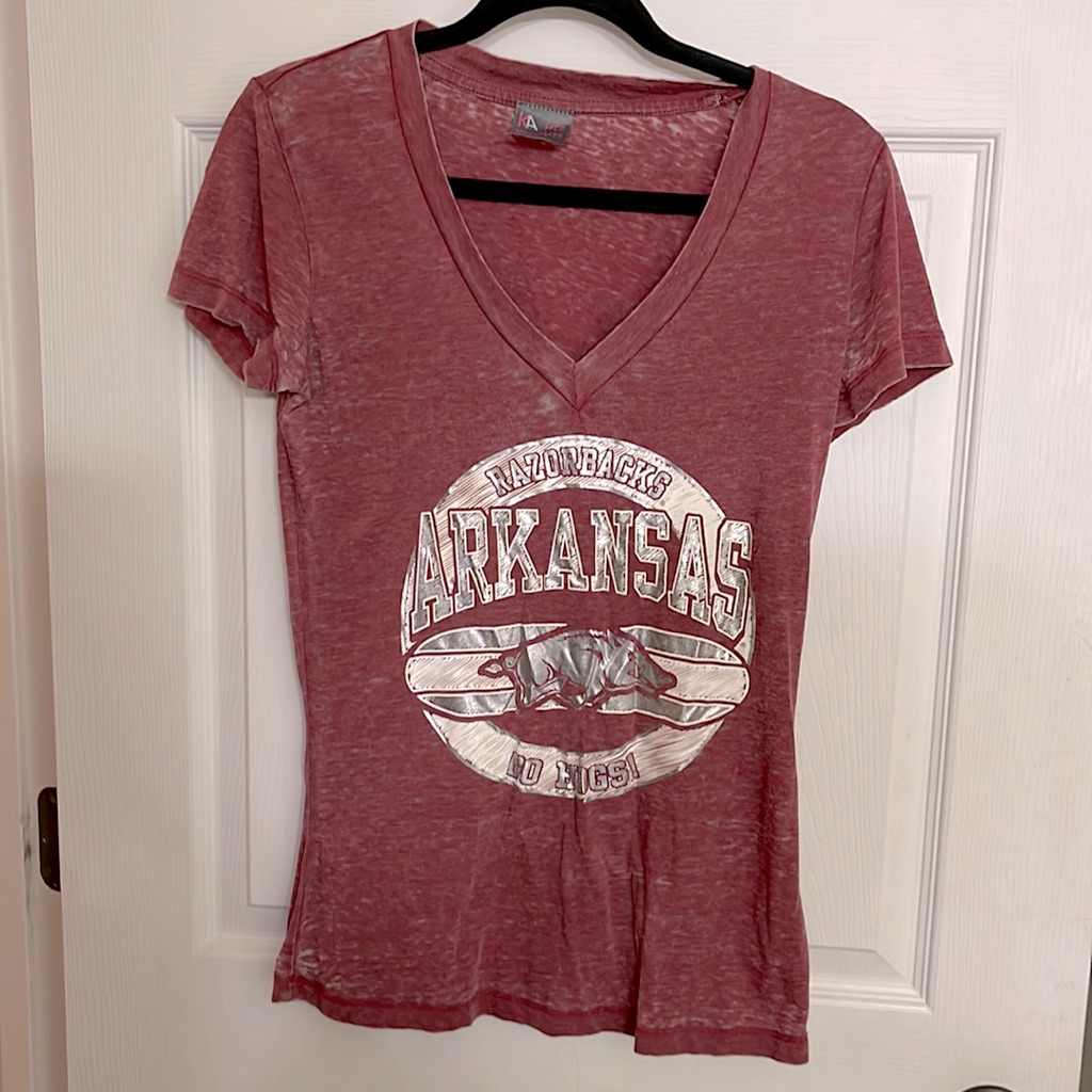 Razorbacks. Medium. Euc. Red.